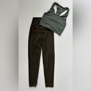 Aerie Women's Green Work Out Set LOT OF TWO Leggings Cropped Racer Tank Size XS